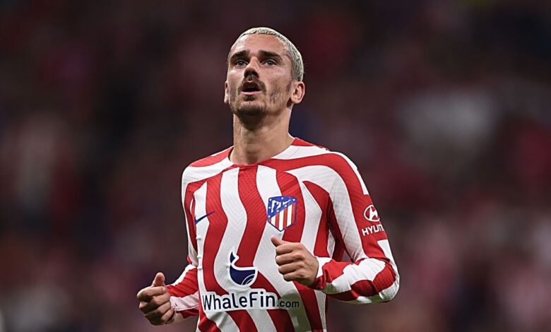 Manchester United target Antoine Griezmann of Atletico de Madrid looks on during the LaLiga Santander match between Atletico de Madrid and Real Madrid CF at Civitas Metropolitano Stadium on September 18, 2022 in Madrid, Spain.