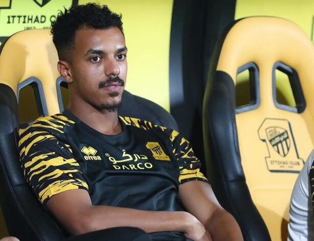 موقف بامسعود النهائي من مباراة اتحاد جدة أمام الوحدة في الدوري السعودي