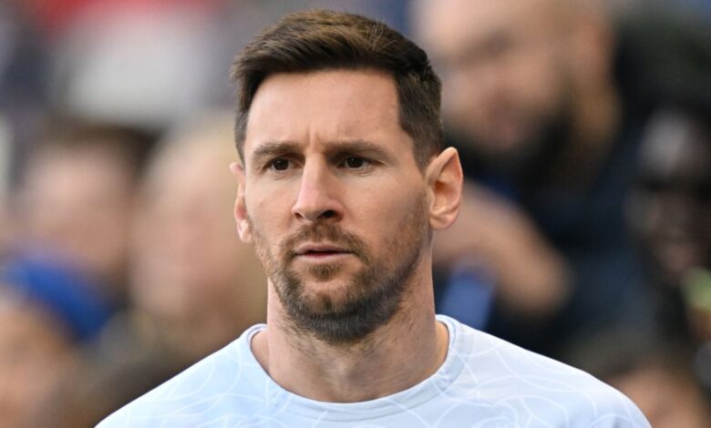 Close-up shot of PSG forward Lionel Messi warming up before the Ligue 1 match between PSG and Auxerre on 13 November, 2022 at the Parc des Princes, Paris, France