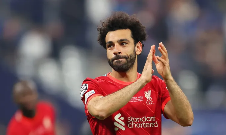 وصول محمد صلاح لمقر حفل جلوب سوكر (صورة)