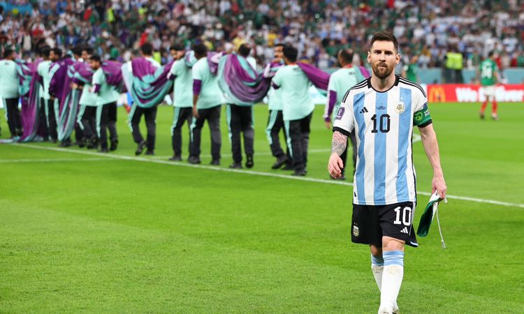 شوط سلبي أداءً ونتيجة بين الأرجنتين والمكسيك في كأس العالم 2022