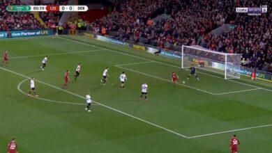 فيديو | هارفي اليوت كاد ان يسجل هدف امام ديربي كاونتي في كاس رابطة الدوري الانجليزي