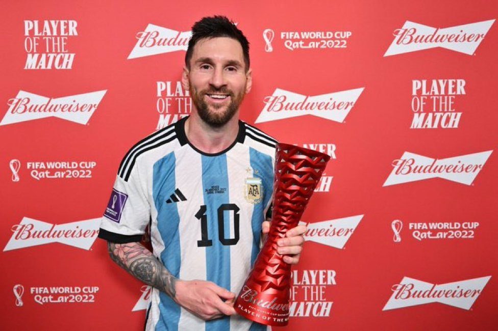 كأس العالم 2022.. ميسي رجل مباراة الأرجنتين والمكسيك