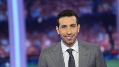 محمد أبوتريكة عن تقبيل أمير قطر يد والده: عشان كدا ربنا بيكرمه