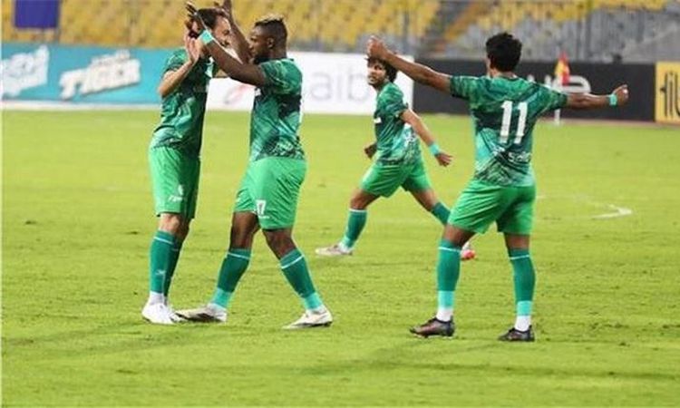 مكافآت مالية ضخمة في انتظار المصري للفوز على الزمالك في الكأس