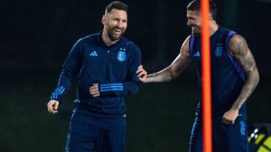 دي بول يحفز زملائه قبل مواجهة الأرجنتين ضد كرواتيا في نصف نهائي كأس العالم