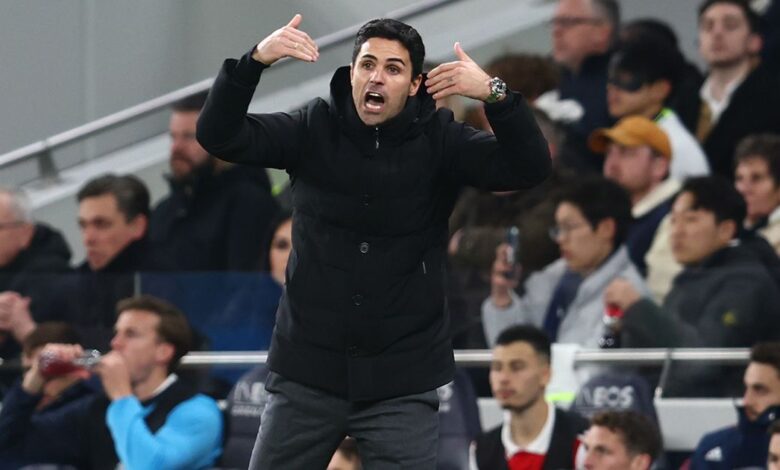 Arsenal manager gives the team instructions during the Premier League match between Tottenham Hotspur and Arsenal FC at Tottenham Hotspur Stadium on January 15, 2023 in London, England.