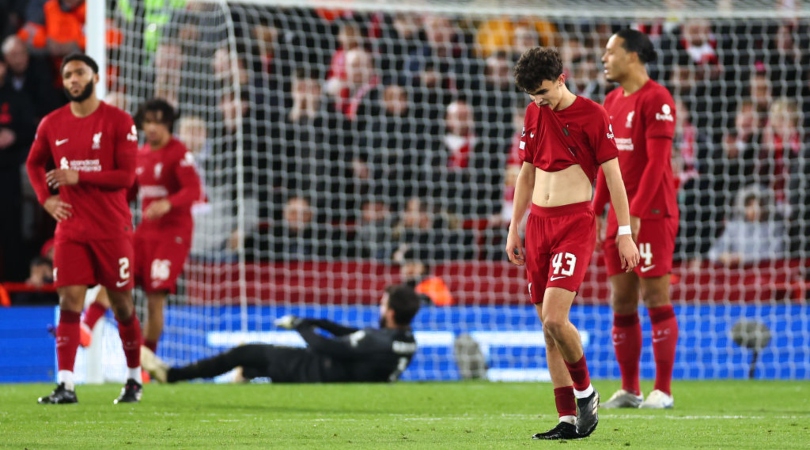 يبدو لاعبو ليفربول محبطين بعد تلقي شباكهم لريال مدريد في هزيمتهم 5-2