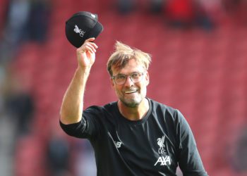 ليفربول مهتم بالتعاقد مع قلب دفاع إنتر ميلان