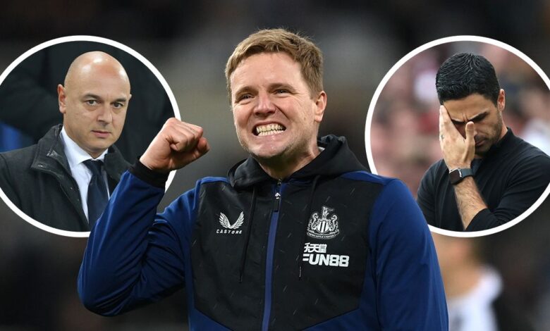 Newcastle United manager Eddie Howe celebrates with the fans after the Premier League match between Newcastle United and Burnley at St. James Park on December 04, 2021 in Newcastle upon Tyne, England.