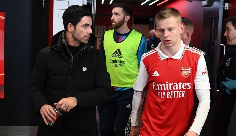 Arsenal manager Mikel Arteta with defender Oleksandr Zinchenko.