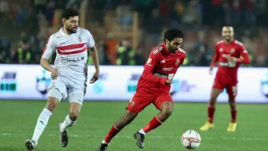 الشحات يتقدم للأهلي بهدف أول في شباك الزمالك