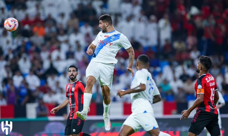 بأقدام ميتروفيتش| الهلال ينهي الشوط الأول متقدمًا على الرائد  | أهل مصر