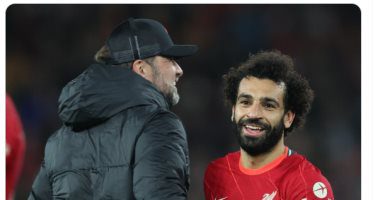 كلوب يحسم الجدل حول رحيل محمد صلاح: مستمر معنا