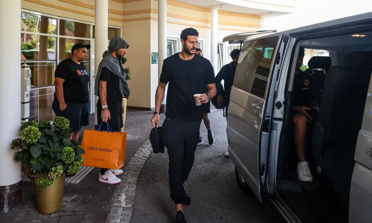 «رباعي الأهلي» يغادر النمسا للانضمام لمعسكر منتخب مصر | أهل مصر