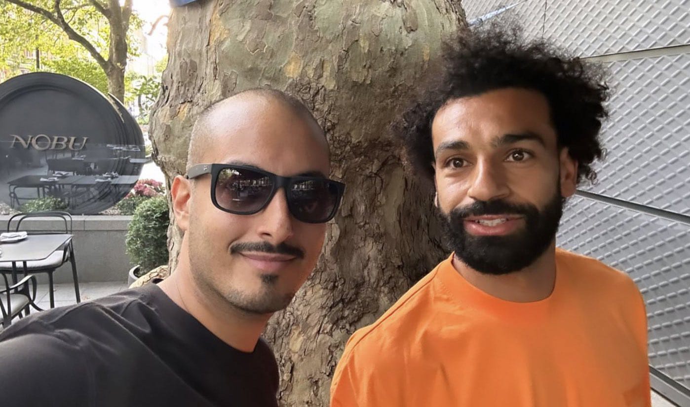 محمد صلاح رفقة الأمير محمد بن سلطان آل سعود