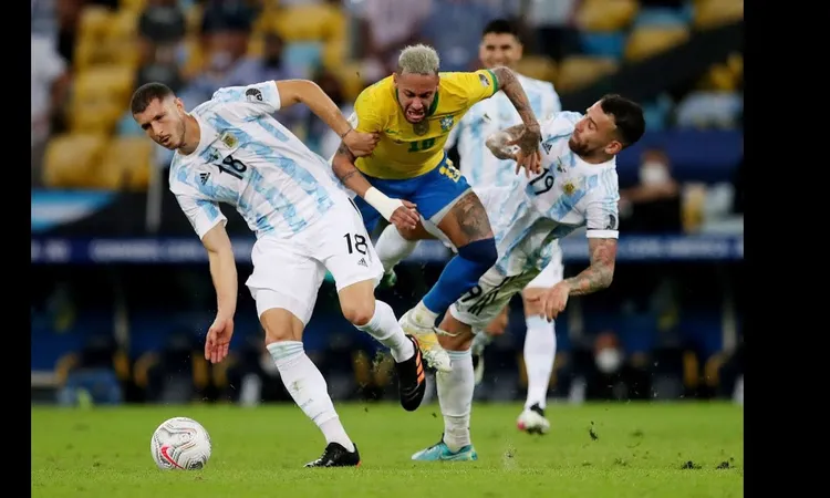 جماهير المنتخب البرازيلي تهاجم ميسي قبل انطلاق المباراة أمام الأرجنتين "فيديو" | أهل مصر