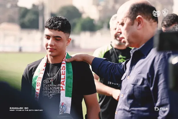 الزمالك يحقق حلم الشاب الفلسطيني عبدالرحمن نوفل بزيارة النادي (صور)