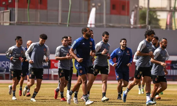 الأهلي ينهي تدريباته اليوم قبل السفر للس عودية لمواجهة الزمالك