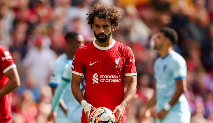 الكشف عن تطور جديد يخص إنتقال “محمد صلاح” إلى الدوري السعودي