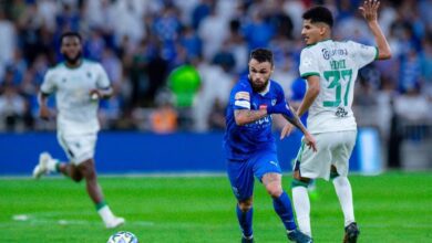 الهلال يفوز علي الأهلي بصعوبة في الدوري السعودي