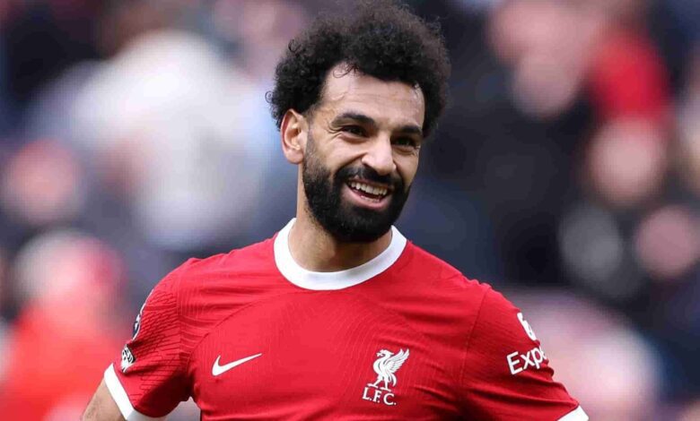 علاء مبارك ينتقد “محمد صلاح” بقسوة