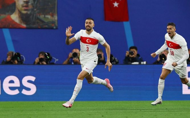 منتخب تركيا يفوز علي النمسا ويتأهل إلي ربع نهائي كأس الأمم الأوروبية