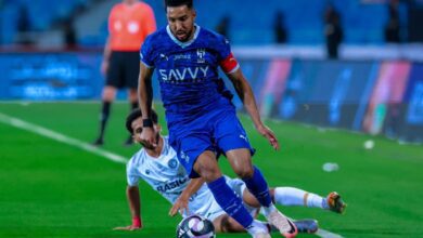 الهلال يقلب الطاولة ويفوز علي ضمك في الدوري السعودي