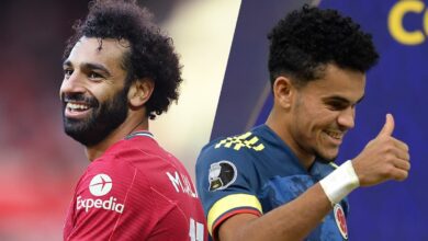 نجم ليفربول لويس دياز يدعو محمد صلاح لإعادة النظر في قرار رحيله